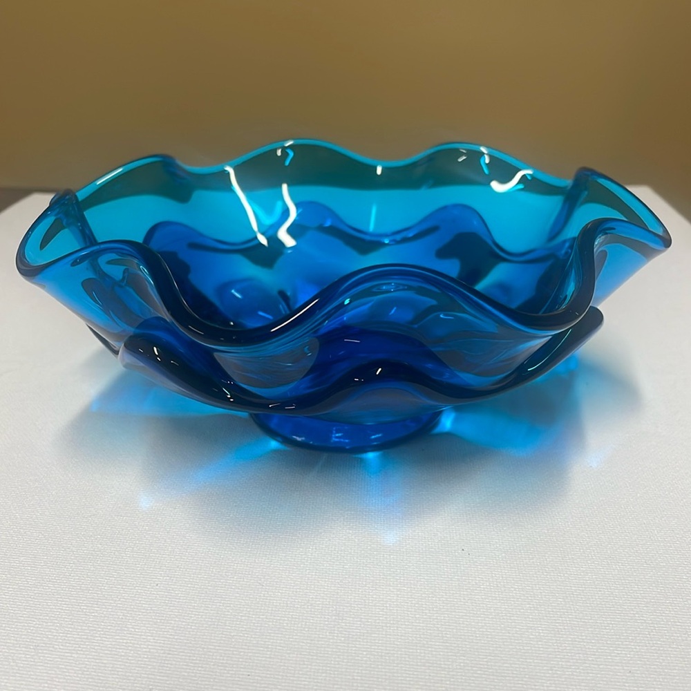 Viking Glass Bluenique Epic Double Ruffle Bowl